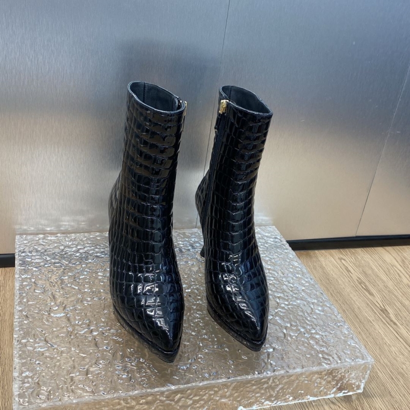 ch**an D*or high heels